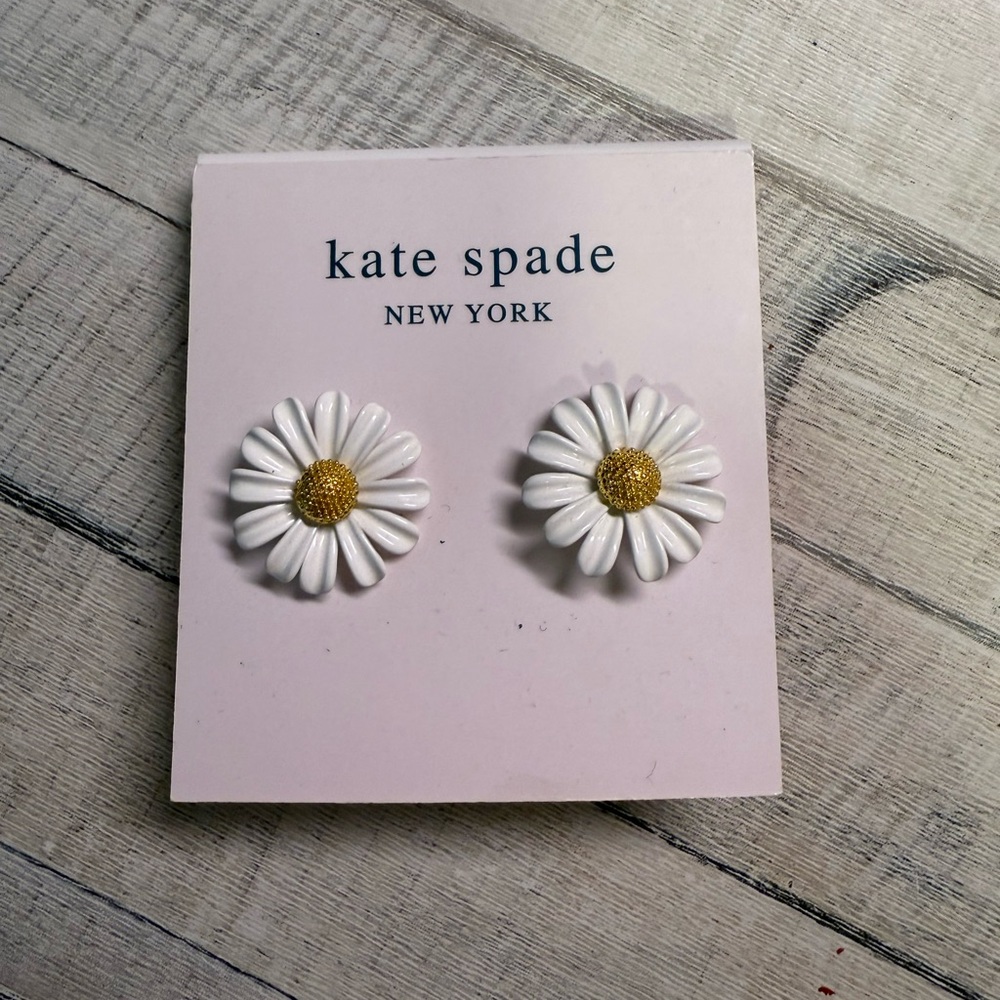 kate spade White and Gold Daisy Studs